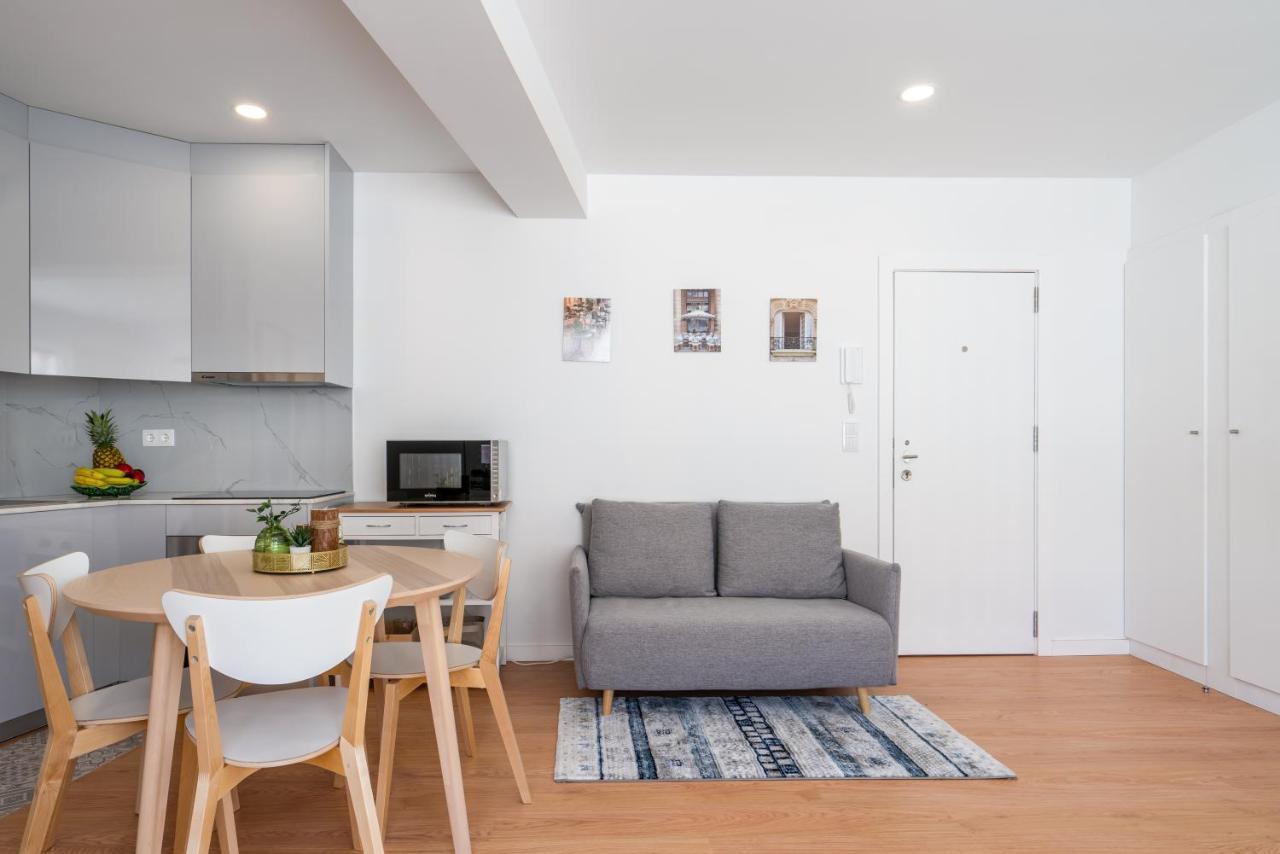 Host Wise - Comfy Sunny Flat - Prime Location Apartamento Porto Exterior foto
